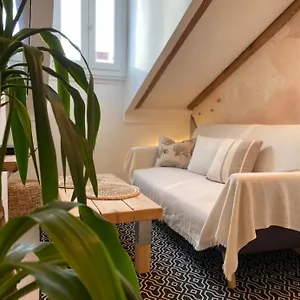 lovely-1-bedroom-apartment-heart-of-nice.fr-provencehotel.com/