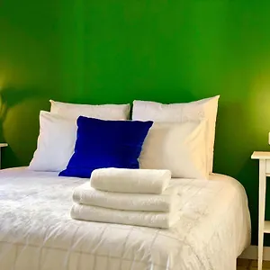 apartment-only-150m-from-sagrada-familia.catalonia-hotels.com/
