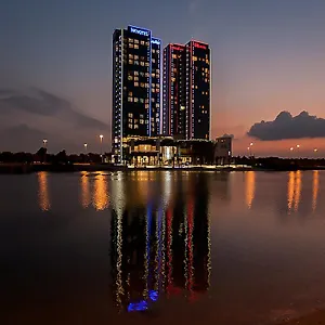Ibis Gate Отель
